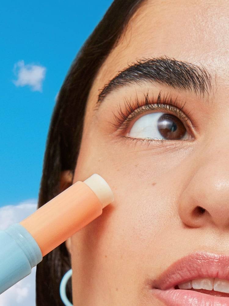 Barra iluminadora para ojos con 10% de vitamina C
